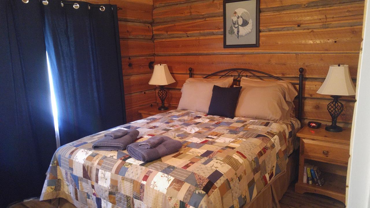 Wolfwood Guest Ranch Villa Clearwater Ngoại thất bức ảnh